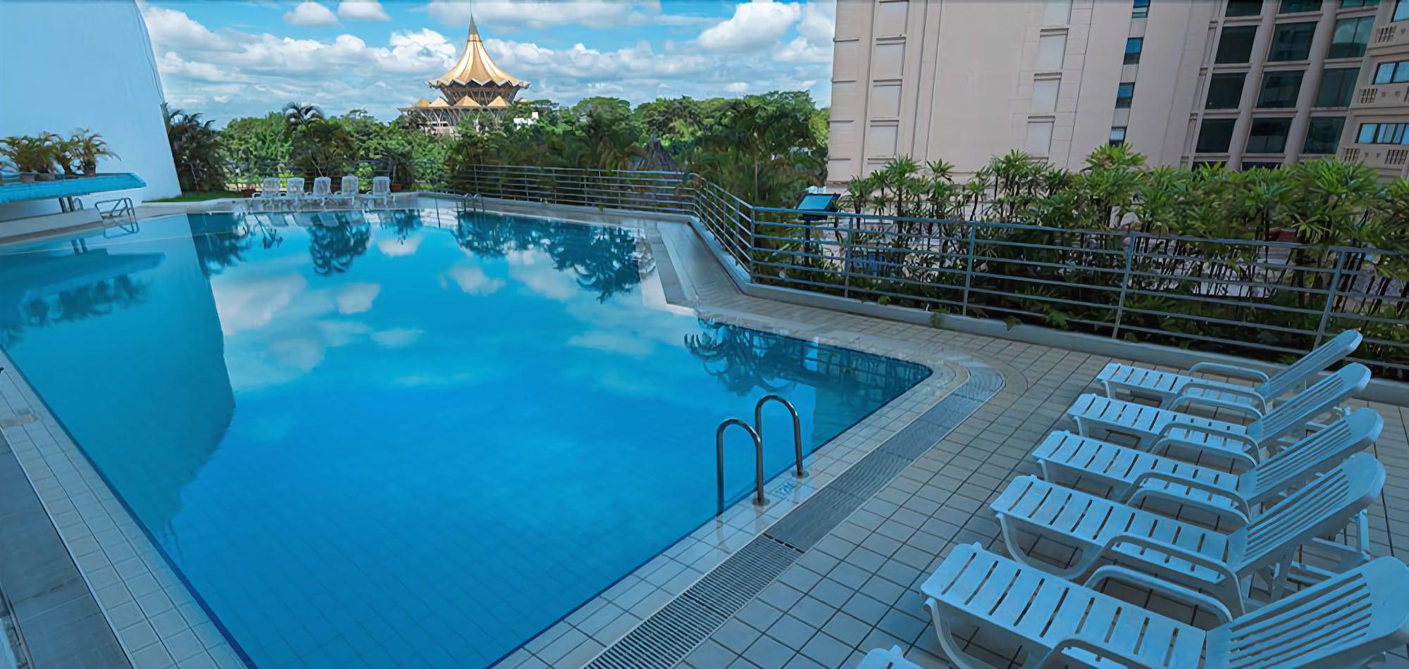 Astana Wing - Riverside Majestic Hotel Kuching Luaran gambar