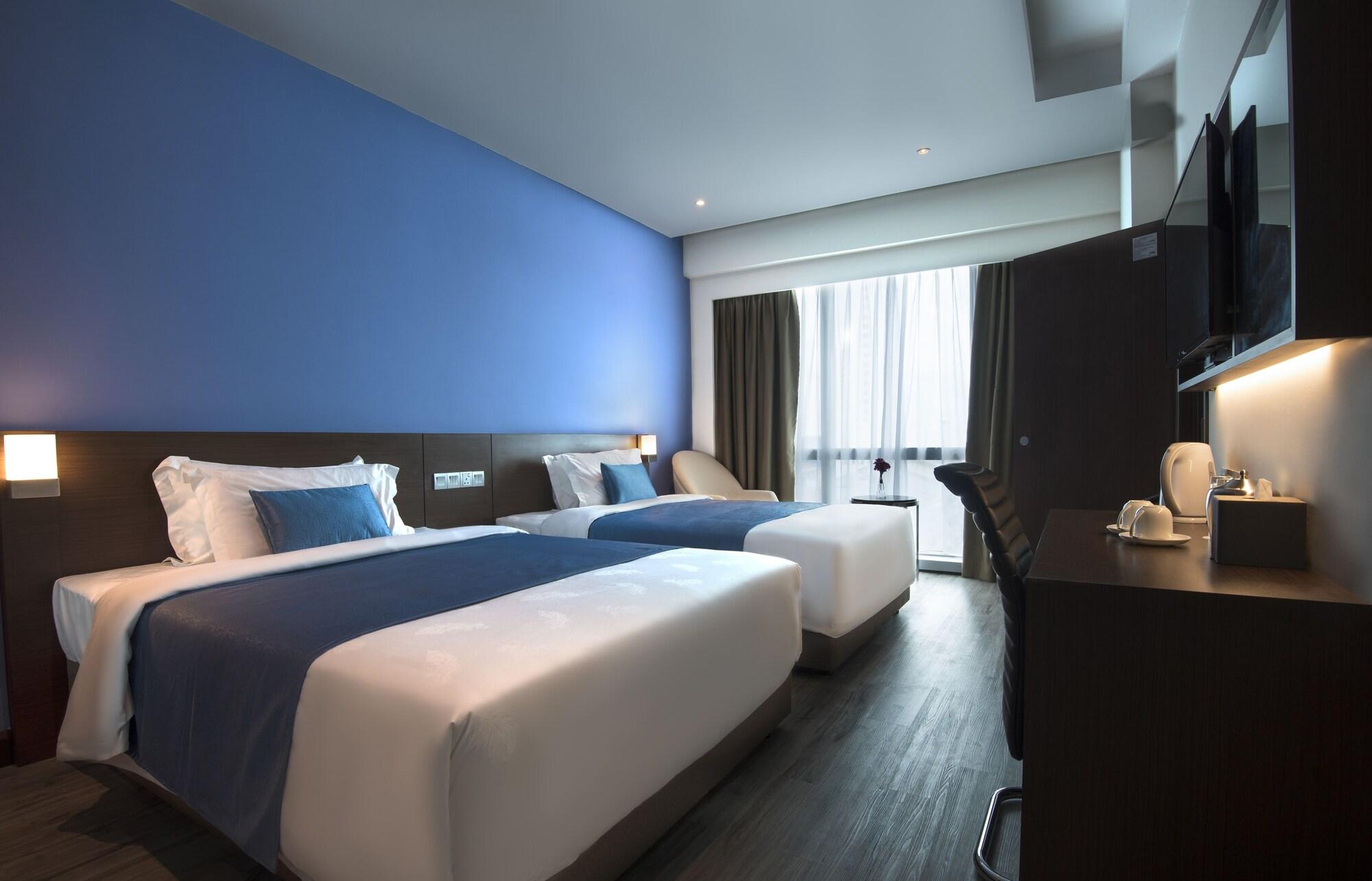 Astana Wing - Riverside Majestic Hotel Kuching Luaran gambar